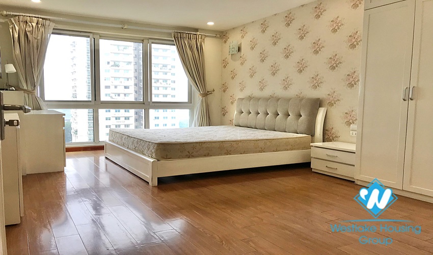 Mid floor apartment for rent in building P fully furnished 4 bedrooms